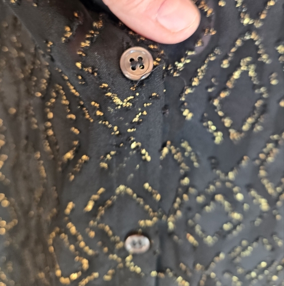 Vince Camuto Women's Blouse Sz M Black Burnout With Sparkle Gold Front Button - Picture 6 of 11